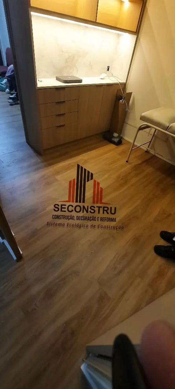 VENDA E INSTALAÇÃO DE PISOS VINILICOS  LAMINADOS  RODAPES - Foto 2