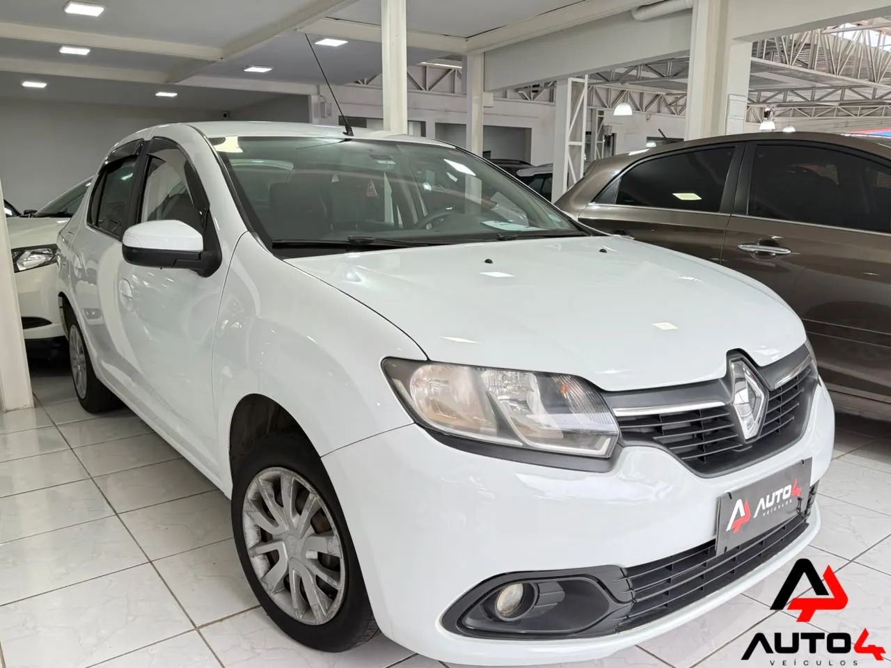 Renault Logan Expression Flex 1.6 16V 4P 2018 - Foto 4