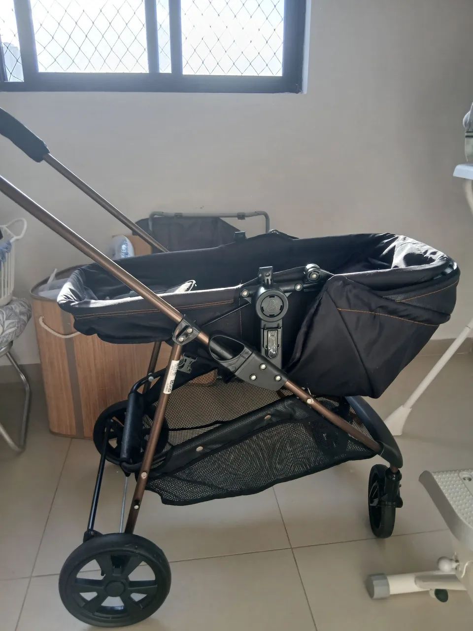 CARRINHO DE PASSEIO + MOISES  - Foto 2