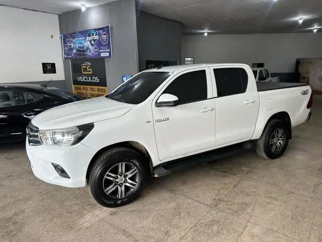 Toyota Hilux CD 4X4 2.8 Diesel Mec. 2019