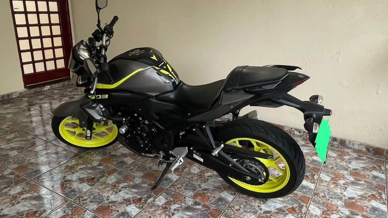 YAMAHA MT-03 2019 - Foto 3
