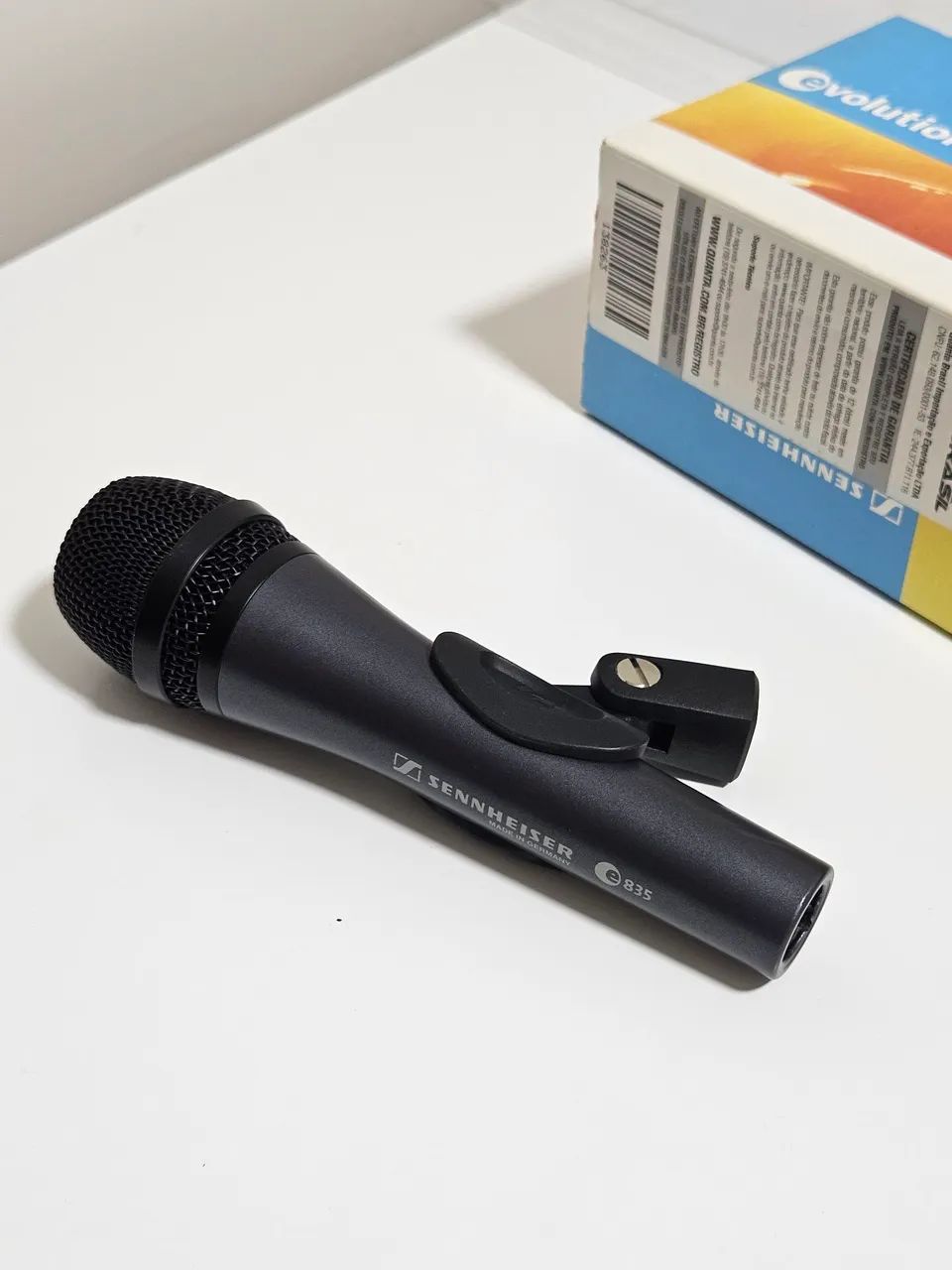 Microfone profissional Sennheiser e835