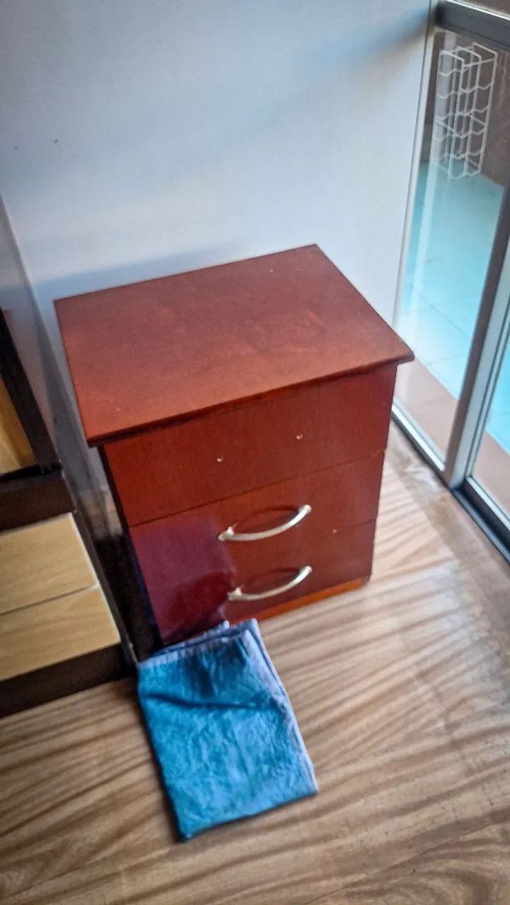 Guarda roupa e criado mudo - Foto 2