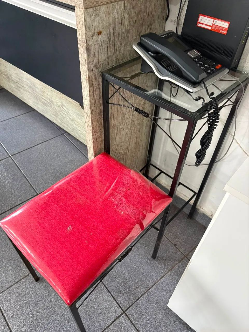 Banqueta com suporte 