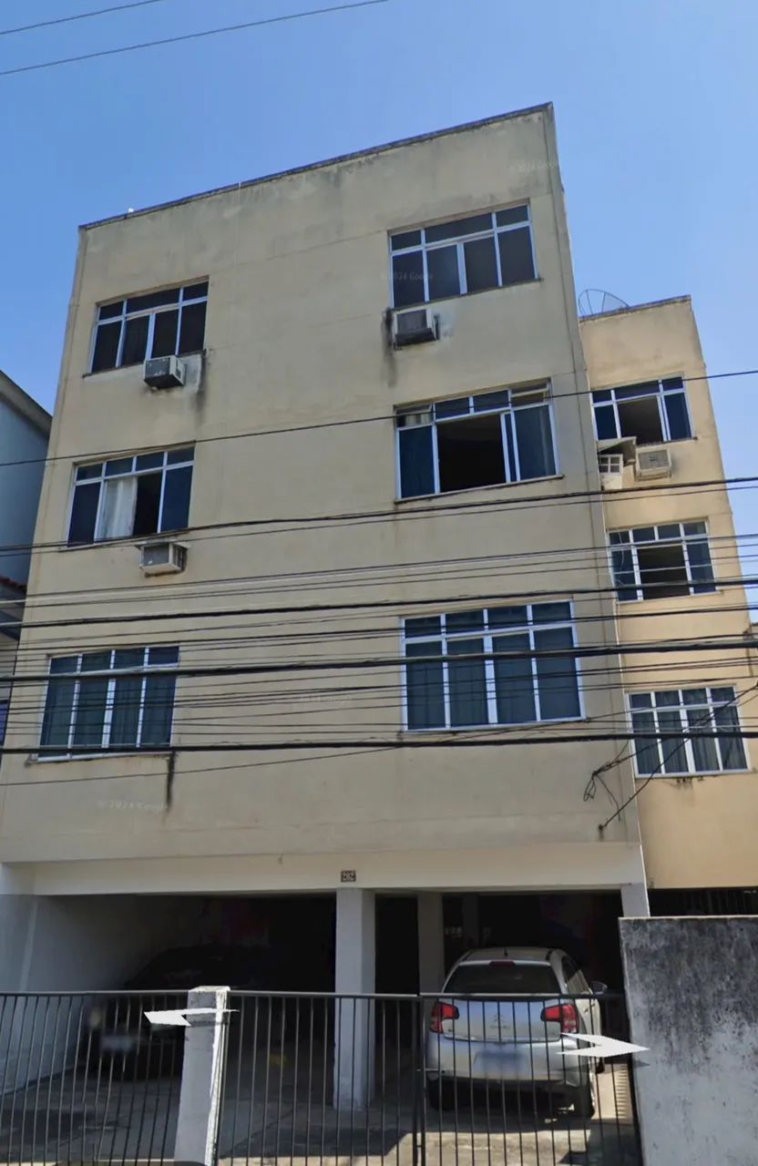 Vendo amplo apartamento 