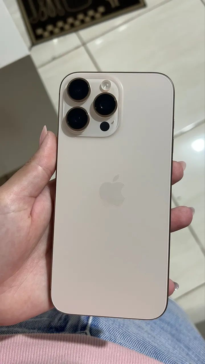 iPhone 16 Pro Max