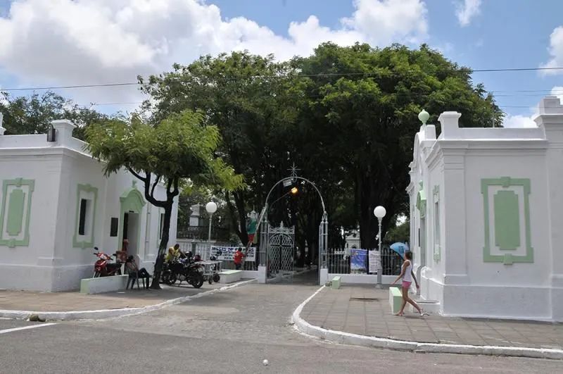 MORRA TRANQUILO! Vendo terreno no Cemitério Boa Sentença 