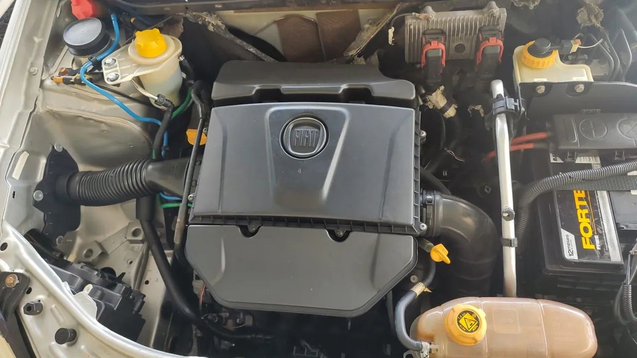 Fiat Strada Trekking 1.6 16V Flex CE 2013 - Foto 3