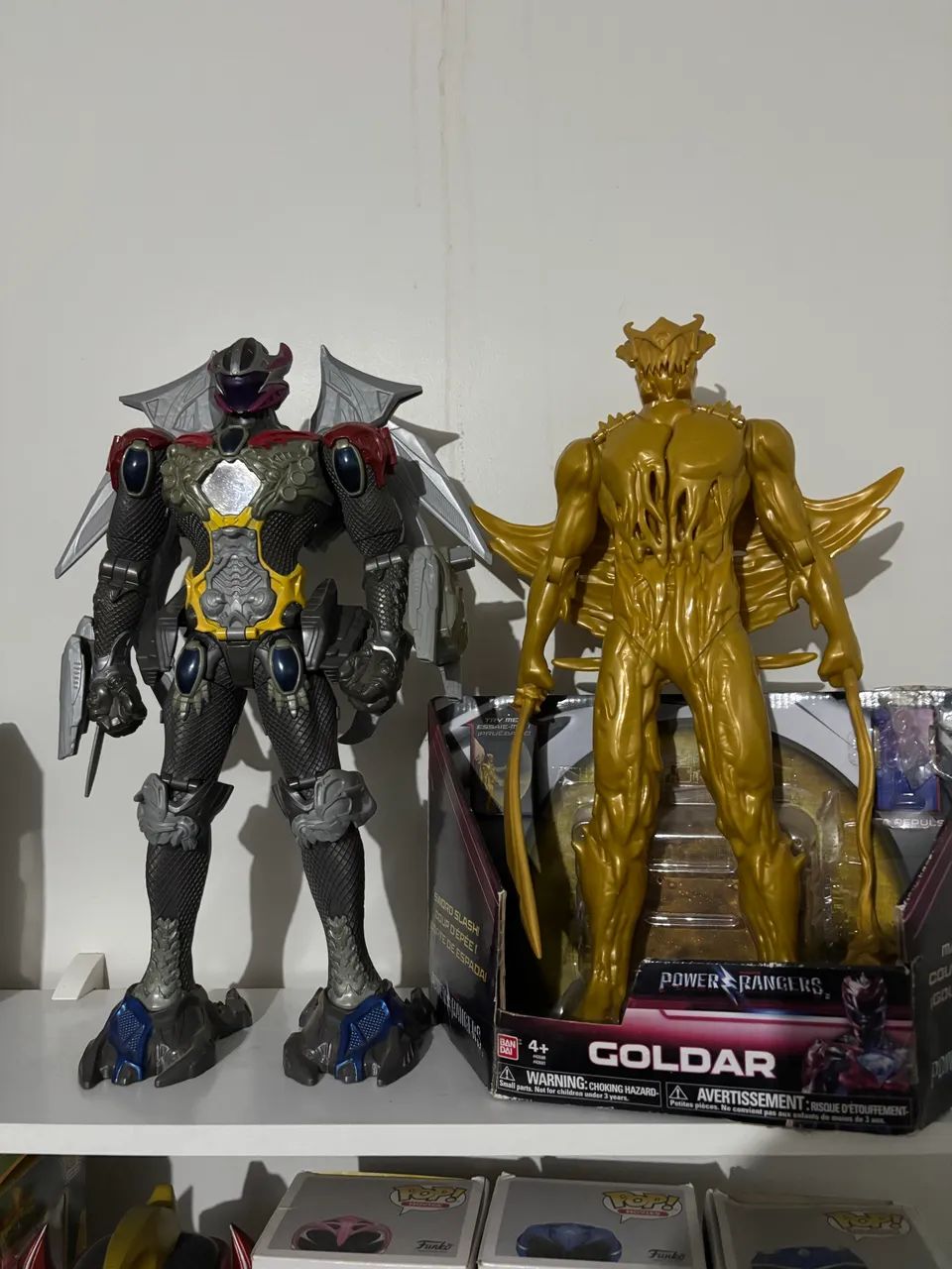 Vendo 2 Megazords Power Rangers 40 cm  - Foto 3