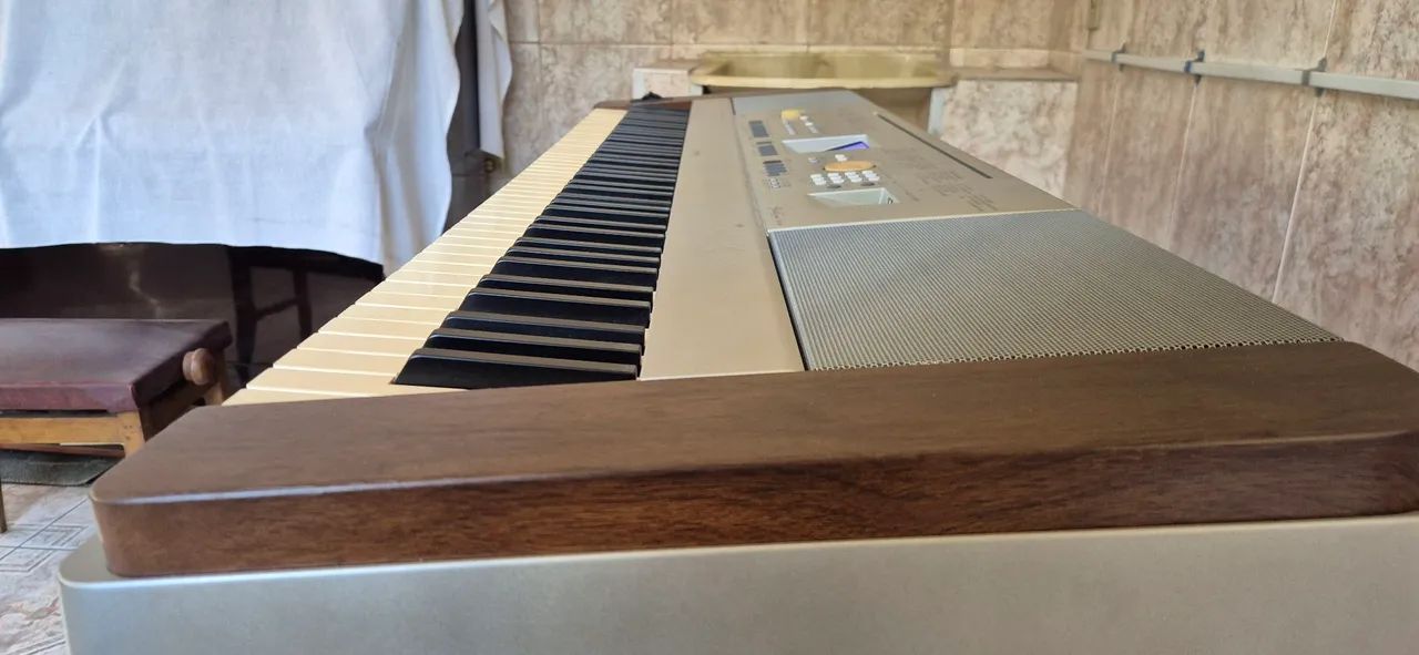 PIANO DIGITAL DGX-660 - Foto 2