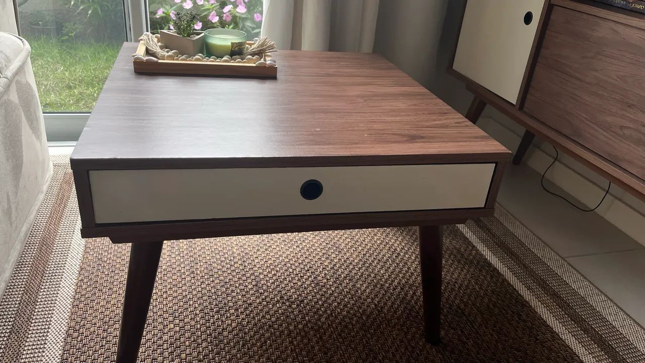 Vendo mesa de centro com gaveta - Foto 5
