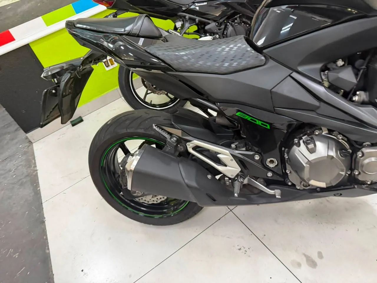KAWASAKI Z800 - Foto 4