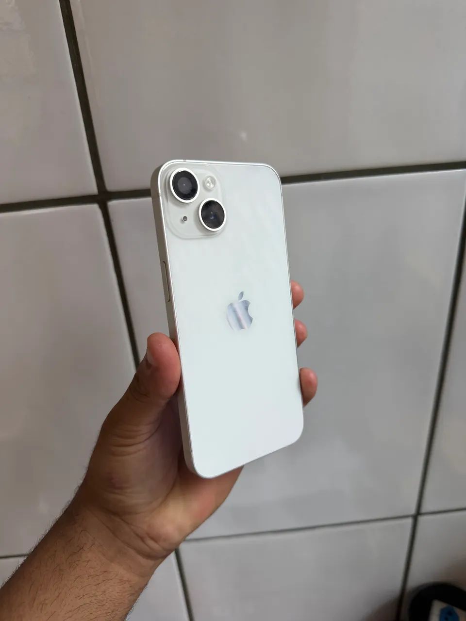 Vendo iPhone 14 128 branco - Foto 2