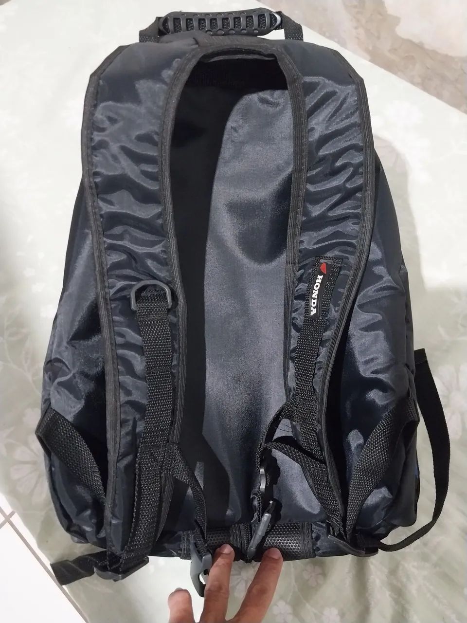 Mochila azul com preta - Foto 3