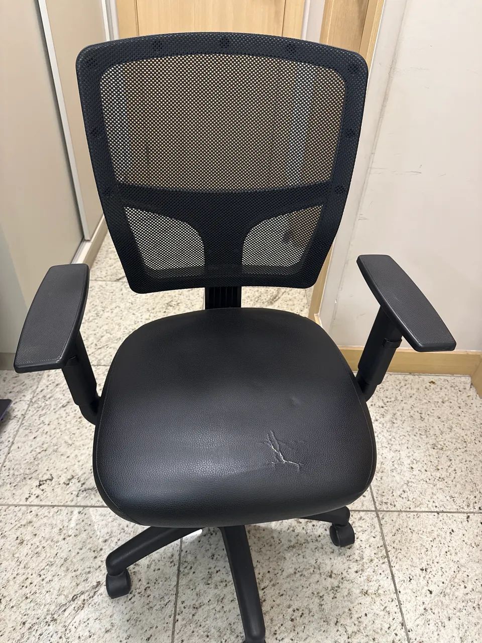 Cadeira de escritório 