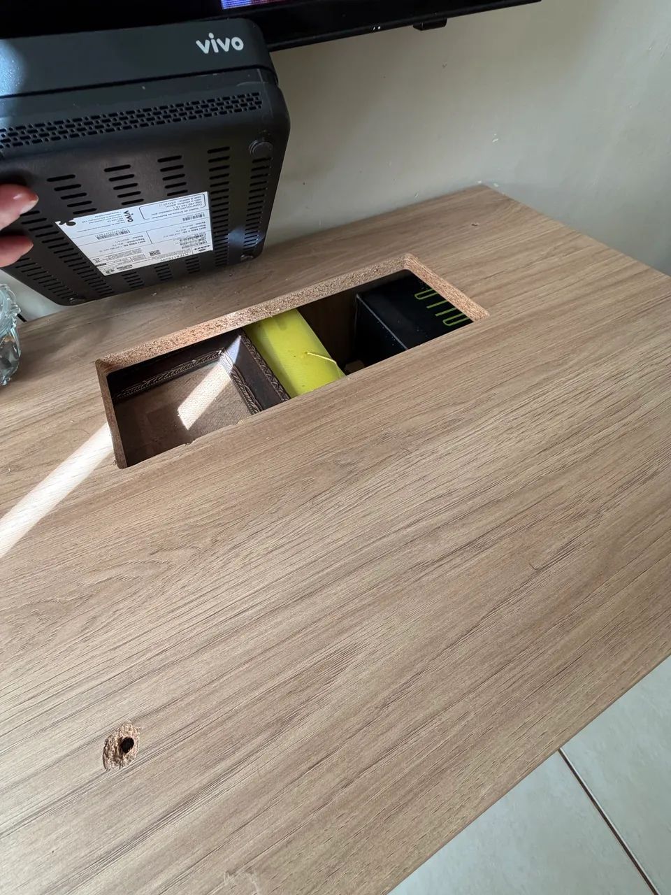 Vendo sofá, mesa de jantar e armário de escritório - Foto 5