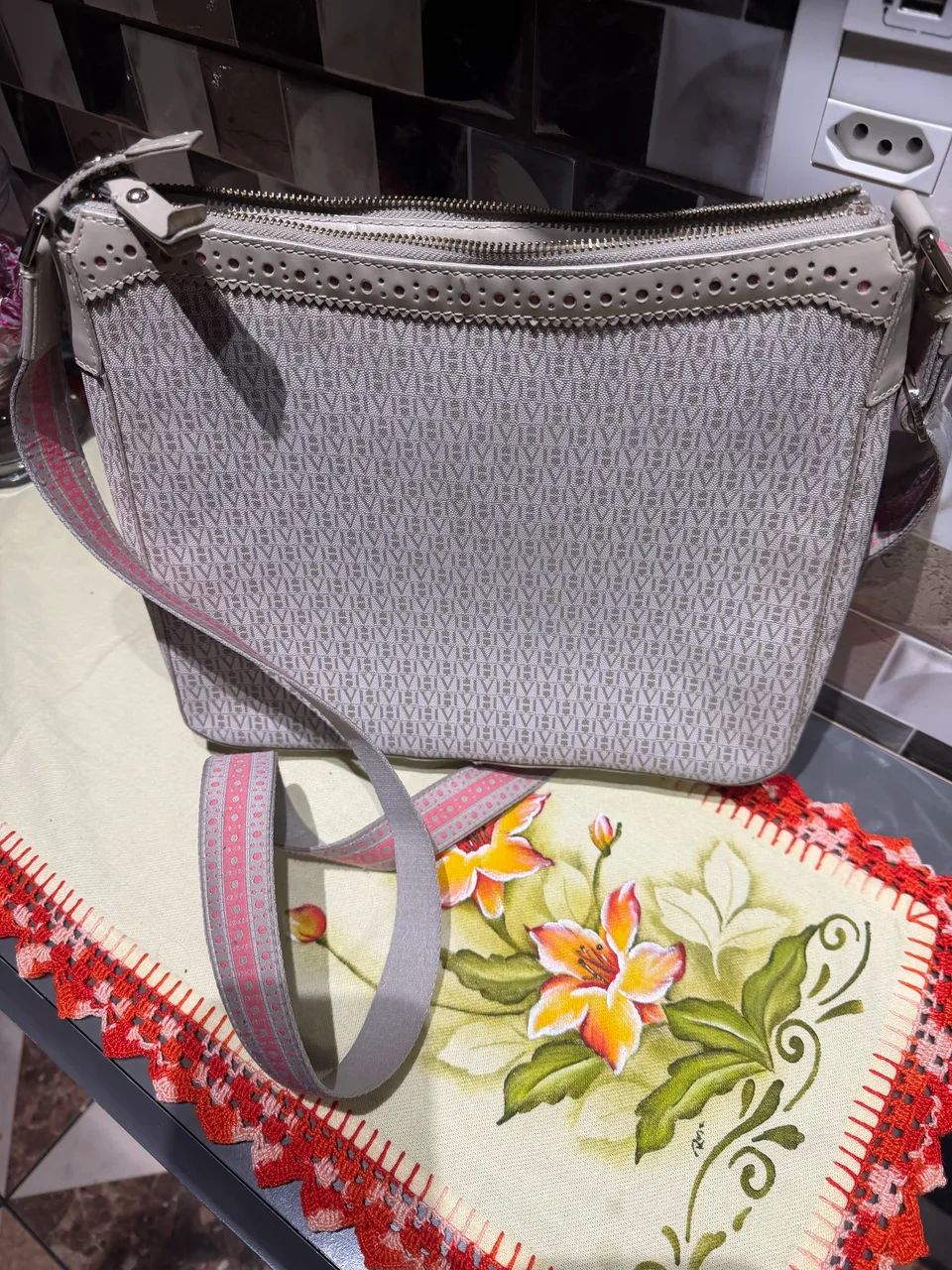 Bolsa Victor Hugo  - Foto 4