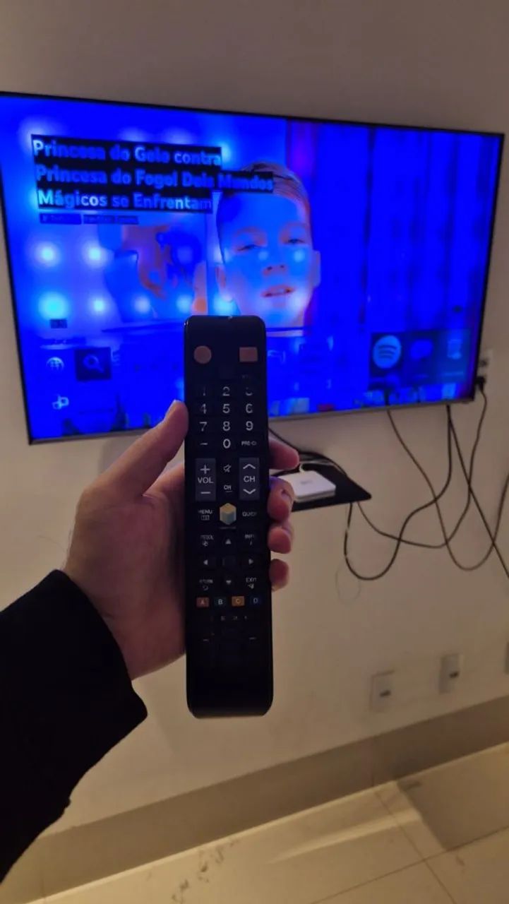 Televisão Samsung Smart TV 50 polegadas - Foto 2