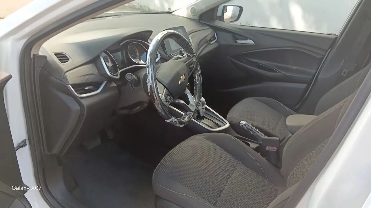 Chevrolet Onix Plus LTZ 1.0 12V TB Flex Aut. 4P 2020 - Foto 7