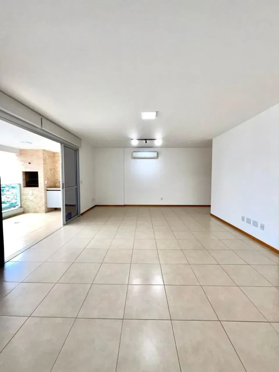 Alugo apto com 152m² - 2 suítes, sendo uma com closet em Bosque da Saúde em Cuiabá-MT - Foto 3