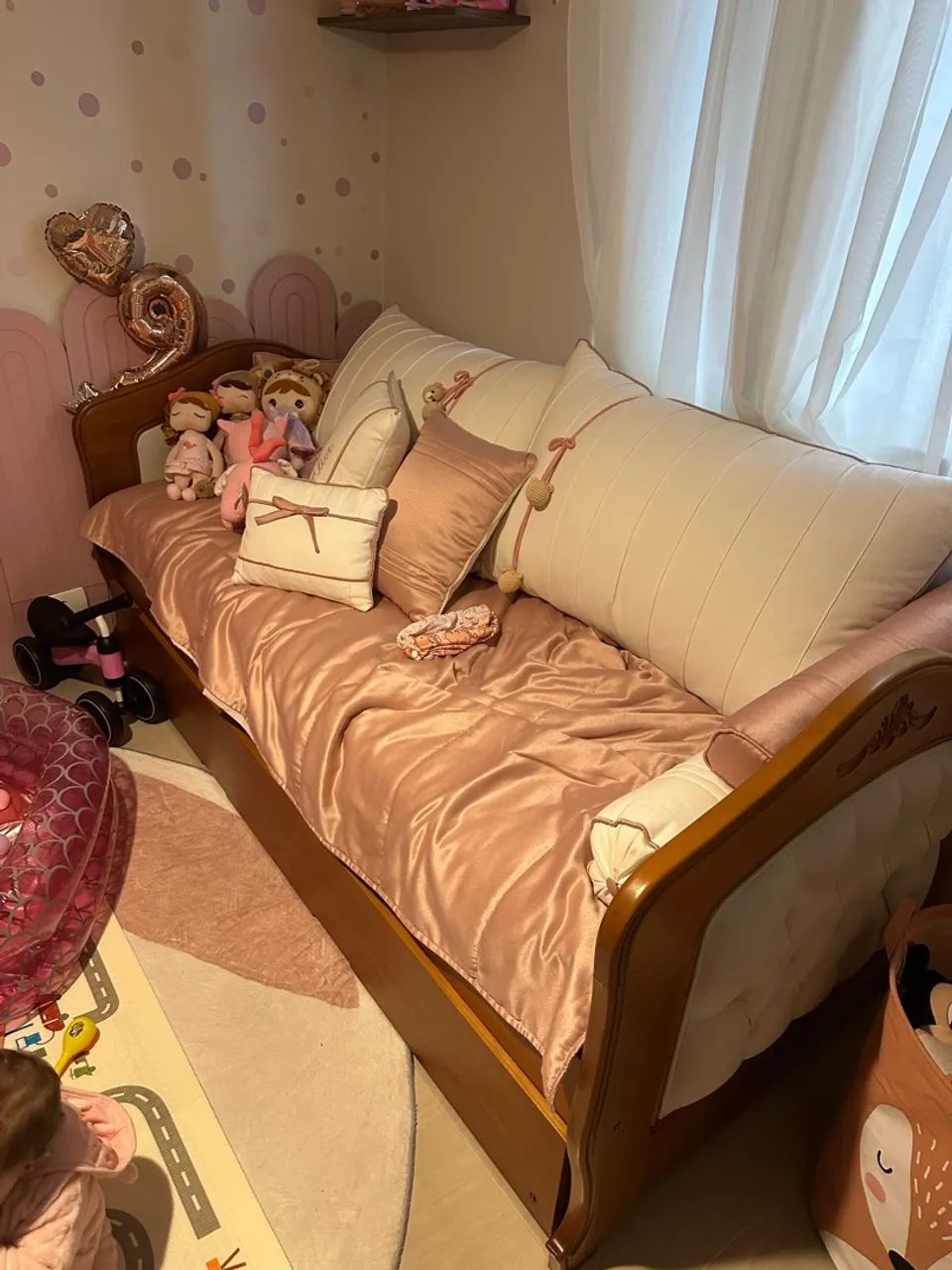 Berço + cama solteiro madeira com estofado capitonê  - Foto 3