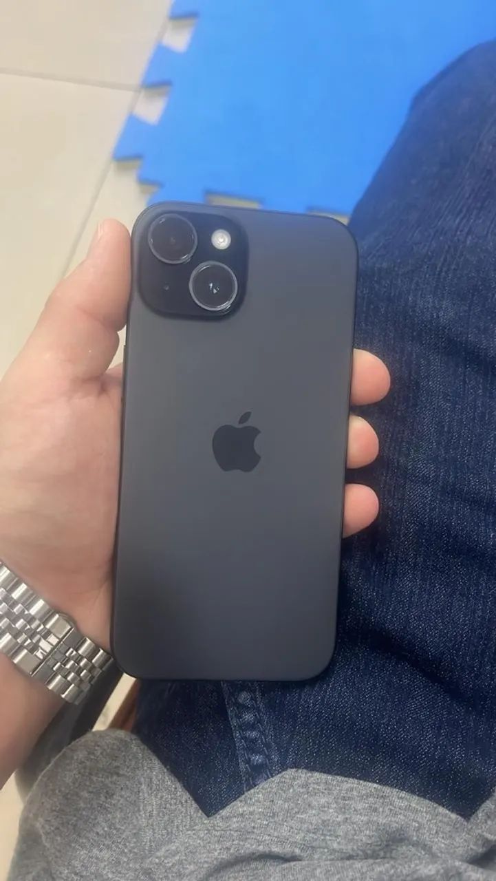 iPhone 15  - Foto 2