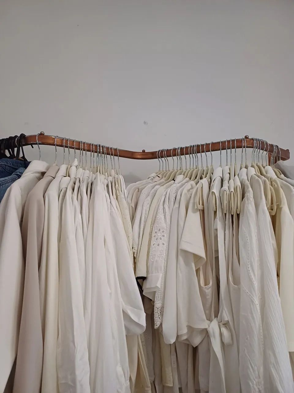 Arara de roupas - Foto 2