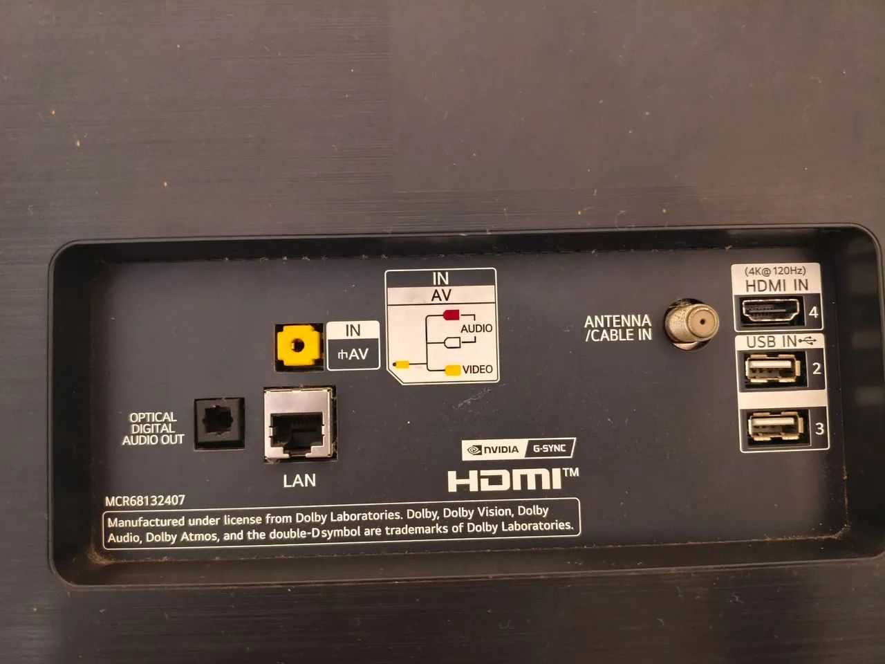 TV LG OLED 55 + base inferior frontal  - Foto 4