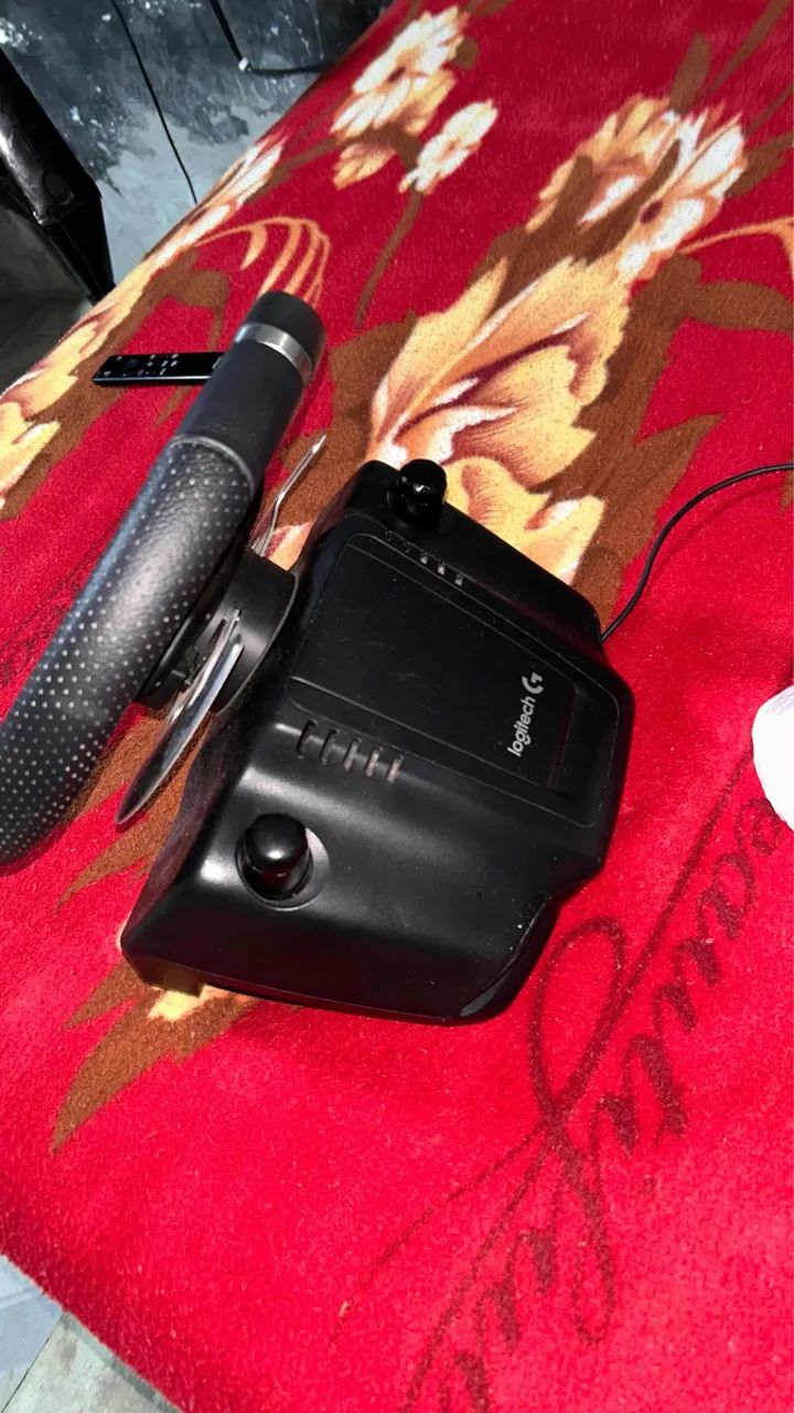 Volante g920 (PC / XBOX) - Foto 3