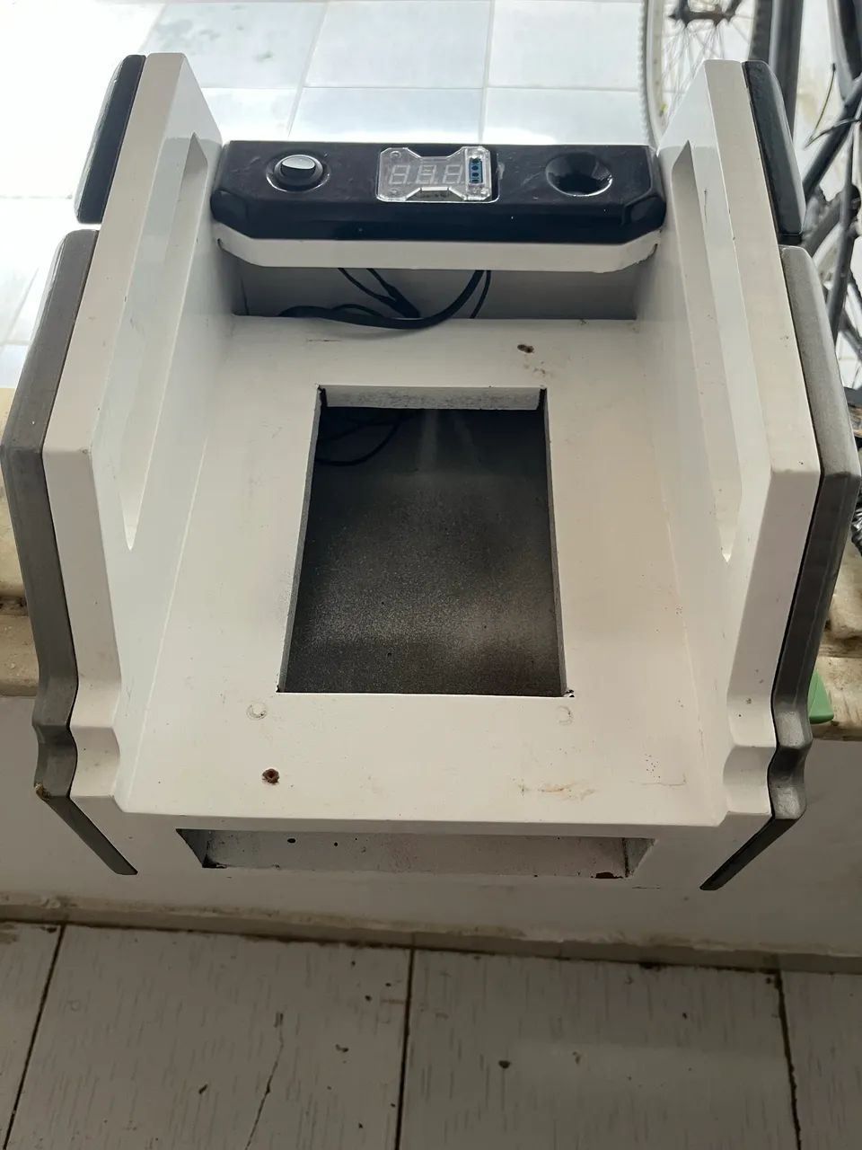 Rack móvel acompanhado de voltímetro e tic tac  - Foto 2