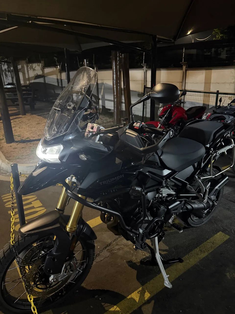 Triumph 1200 Black Edition 26/26