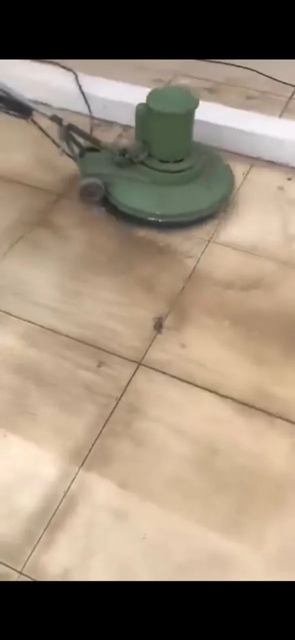 Limpeza de pisos  - Foto 3