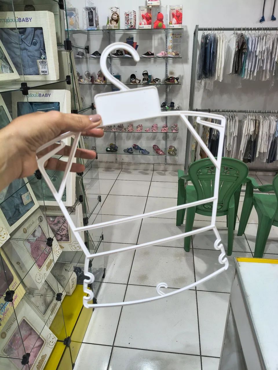 20 Cabides corpo infantil 