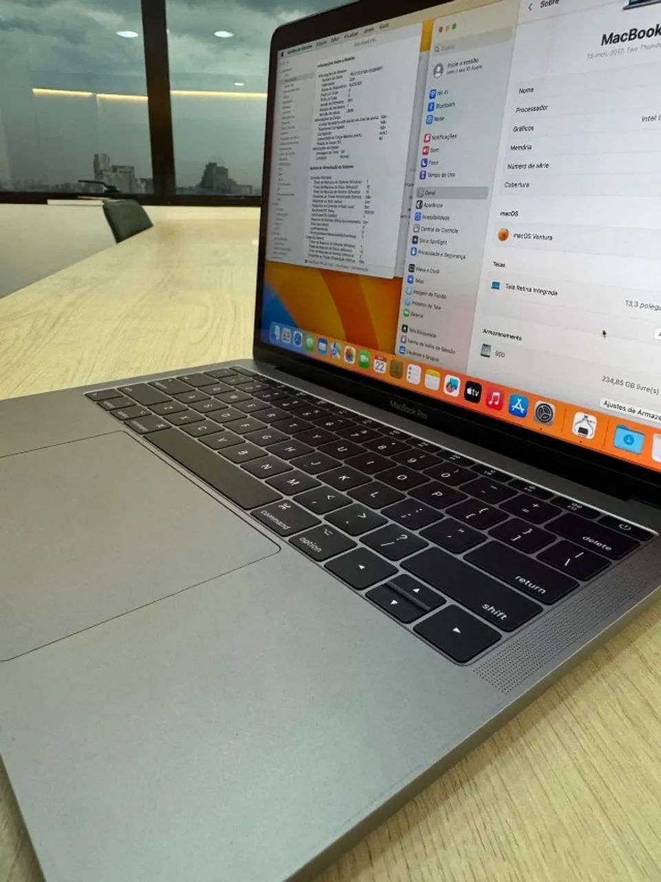MacBook Pro 13" i5, 8GB, 256GB SSD - Foto 2