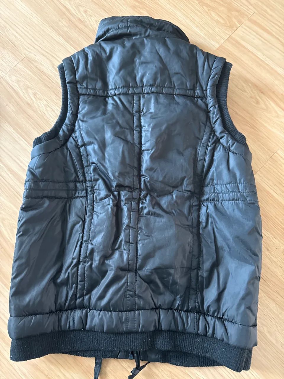 Colete puffer preto PP - Foto 3