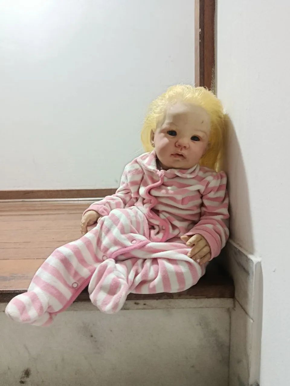 Boneca Bebeê Reborn Menina Loira