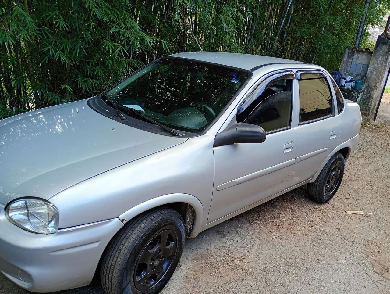 Chevrolet Corsa CORSA WIND 1.0 MPF/MILLENIUMI/ EFI 4P 2001