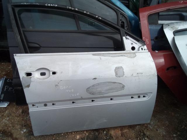 Porta dianteira direita Renault Megane Gran Tour