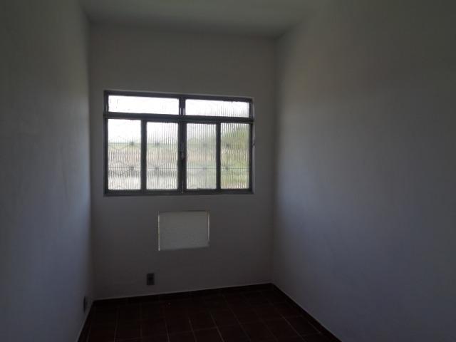 Alugo ótima casa no centro de Japeri - Foto 8