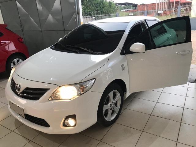 Corolla 2014 GLi 1.8 Automático Super Conservado