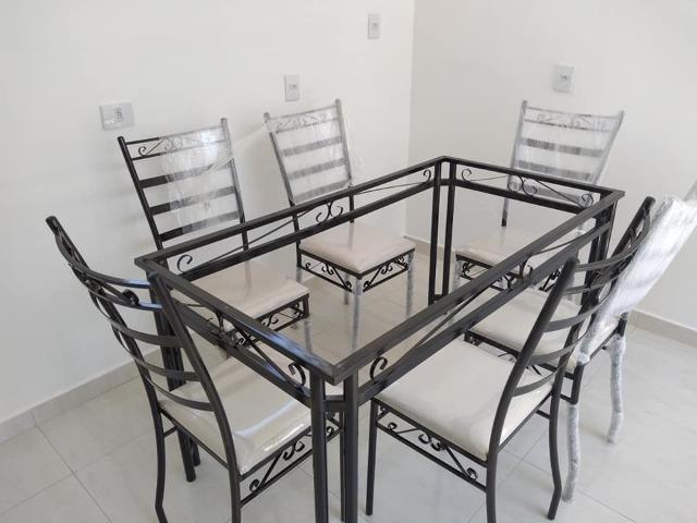 Mesa de jantar com 6 cadeira fabrica facosta moveis somente 10 x 168,00 - Foto 4