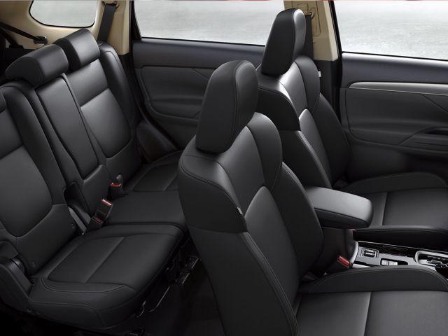 Mitsubishi Outlander HPE 2.0 160CV 7 Lugares Bco Couro Teto solar Conheça o Mit Fácil - Foto 4