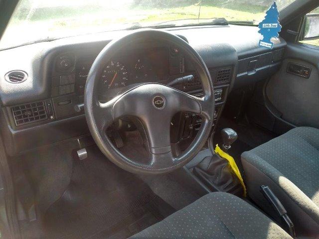 Kadett GL 1.8 em bom estado - Foto 5