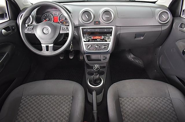 Volkswagen Voyage 1.6 Mi Comfortline 8v Flex 4p Manual - Foto 3