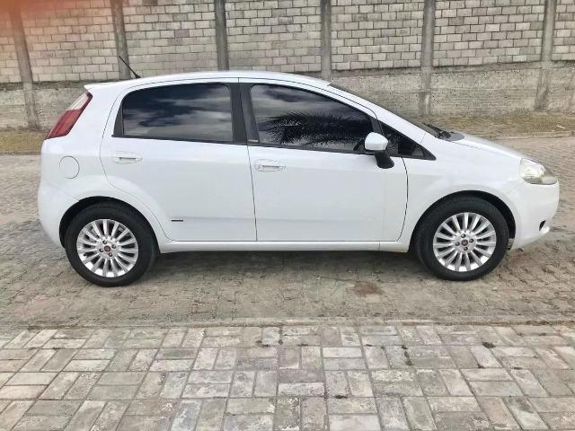Fiat Punto 1.4 Elx Flex - 2010 - Foto 10