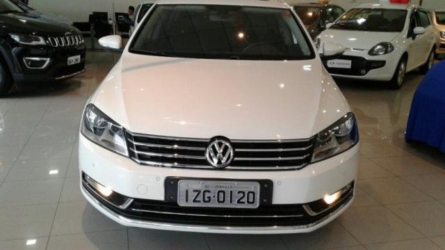 VOLKSWAGEN PASSAT VARIANT 2.0 TSI TIP Branco 2013/2014 - Foto 8