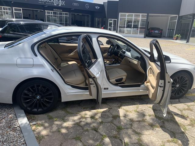 BMW 320i 2.0 turbo/Active flex 4p - Foto 8