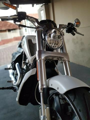 Harley Davidson V-Rod Muscle Impecável 15 Mil em Acessórios Baixo KM - Foto 10