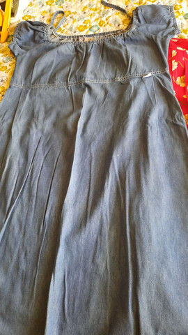 Vestidos e batas para gestantes. 30,00 cada - Foto 2