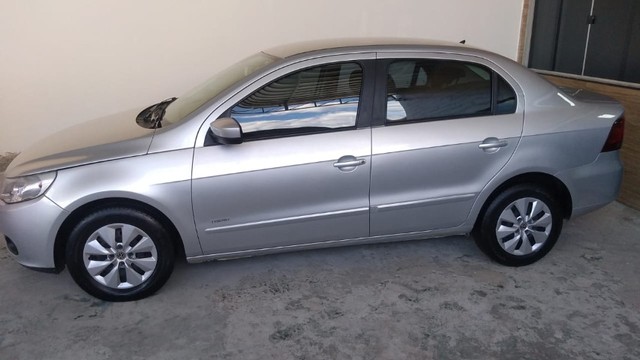 VOLKSWAGEN VOYAGE 1.0 2013 COMPLETO, VEICULO EM EXCELENTE ESTADO